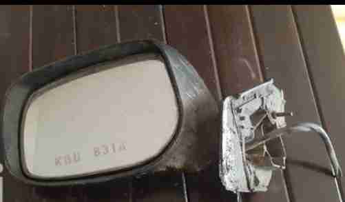 vitz  righthand side mirror!