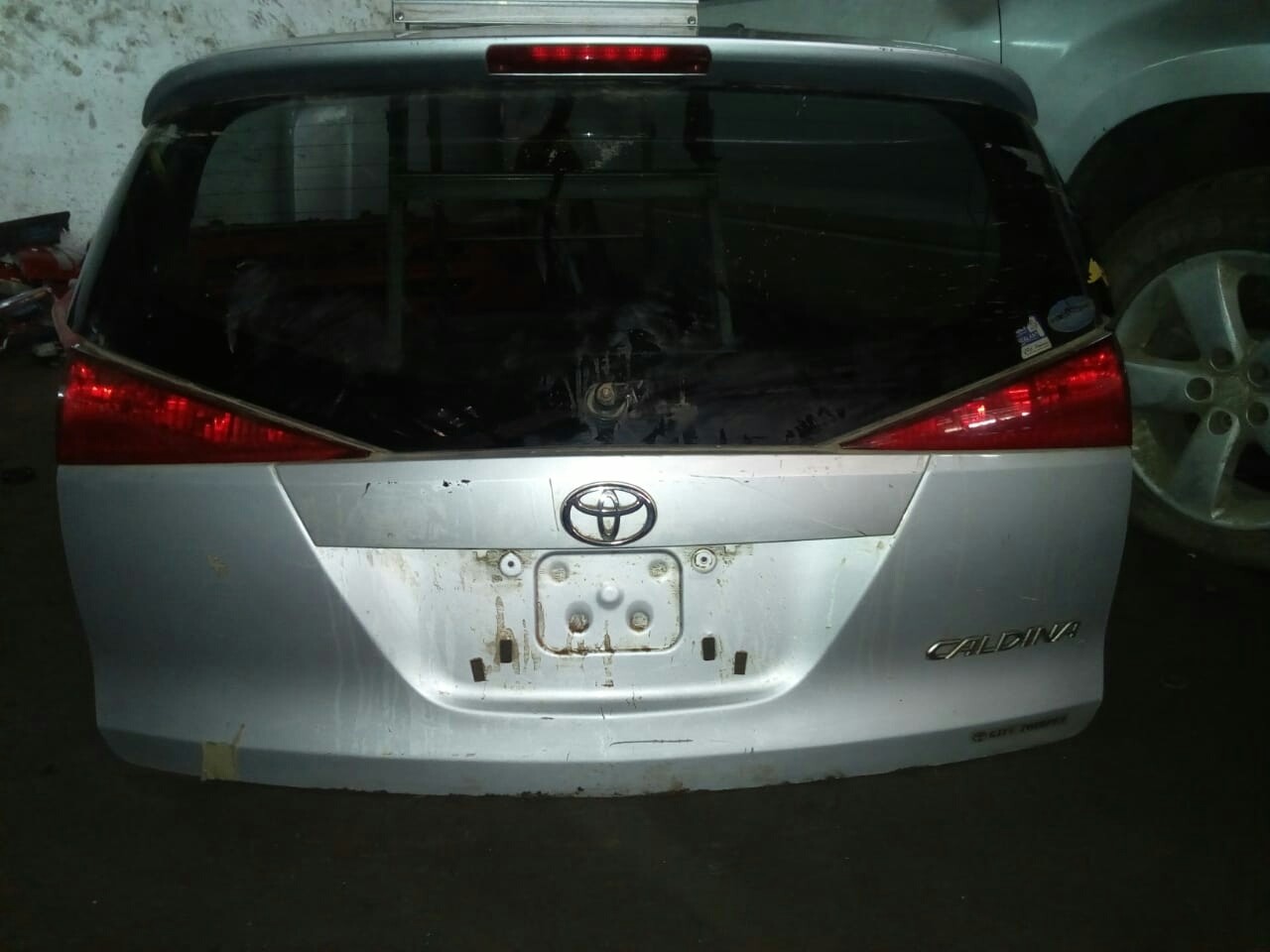 Toyota Caldina boot!